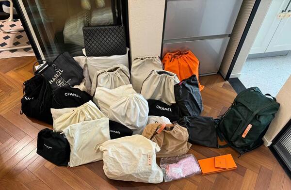 都安县回收奢侈品鞋子.jpg